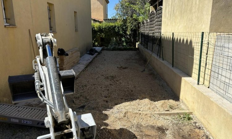 Création et Réhabilitation d'un ancien Terrain de pétanque sur Pertuis